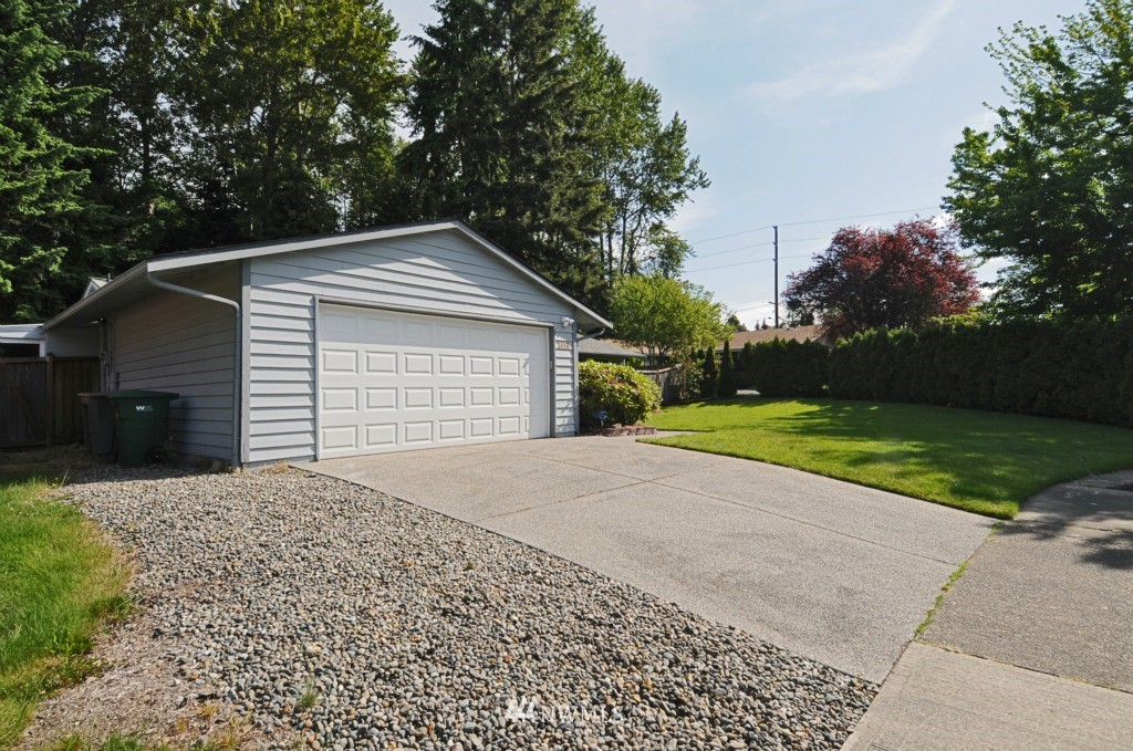 2416 Southeast 19th Street Renton, WA 98055 - Photo 25 of 25