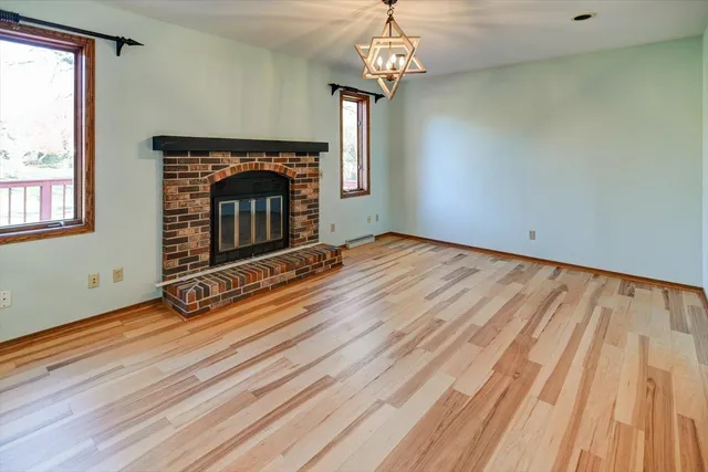 $550,000 | 726 Basswood Avenue, Verona, WI 53593