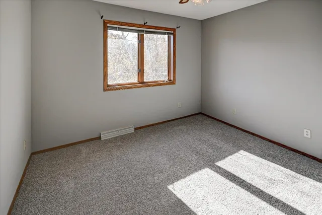 $550,000 | 726 Basswood Avenue, Verona, WI 53593