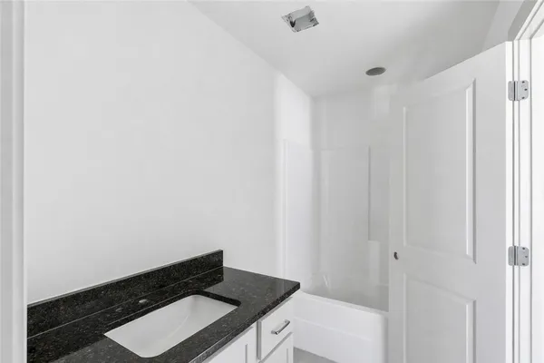 $1,950,000 | 301 Park Place, College Station, TX 77840