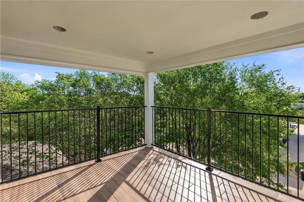 $1,950,000 | 301 Park Place, College Station, TX 77840