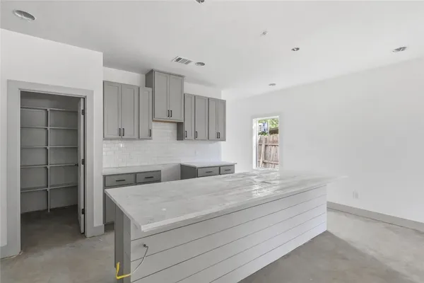 $1,950,000 | 301 Park Place, College Station, TX 77840