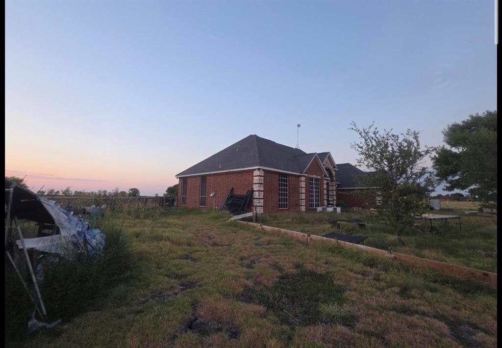 2727 Ridgeview Circle Kaufman, TX 75142 - Photo 8 of 40 Gallery Image 8