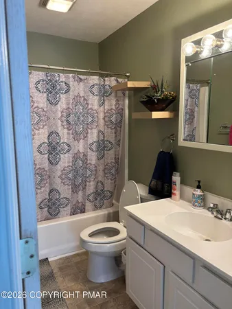 $2,500 | 3222 Beech Ridge Drive, Pocono Summit, PA 18346