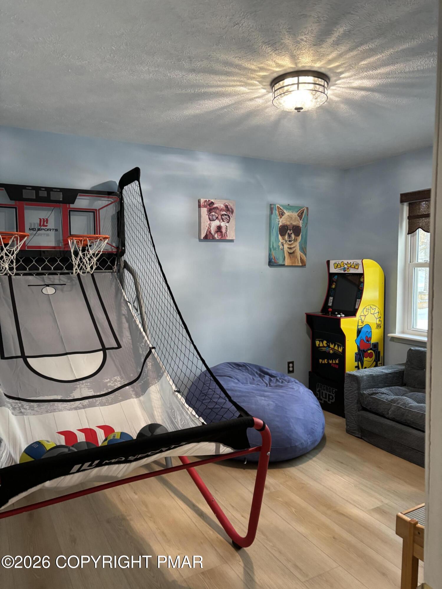 3222 Beech Ridge Drive Pocono Summit, PA 18346 - Photo 17 of 20 a living room with furniture