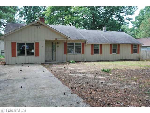 2111 Sheldon Road Greensboro, NC 27405 - Photo 1 of 15 Exterior Front.