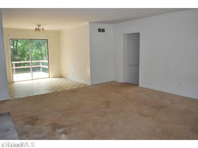 2111 Sheldon Road Greensboro, NC 27405 - Photo 3 of 15 Dining Room.