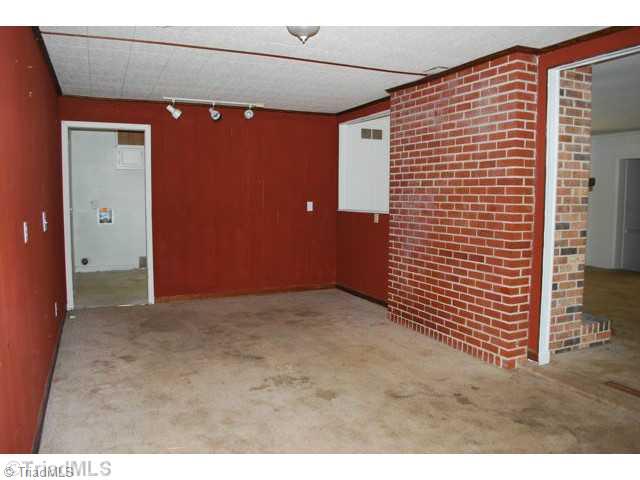 2111 Sheldon Road Greensboro, NC 27405 - Photo 7 of 15 Den/Family/Great Room.