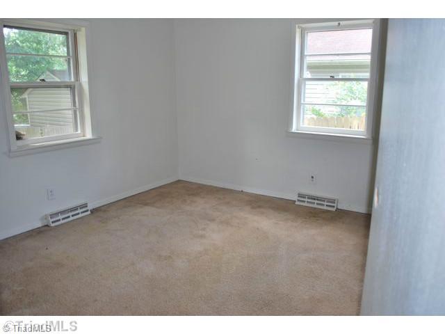 2111 Sheldon Road Greensboro, NC 27405 - Photo 8 of 15 2nd Bedroom.