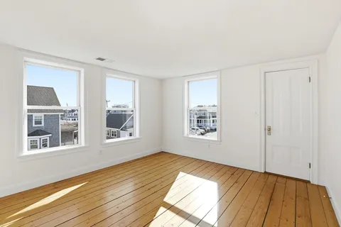 $2,680,000 | 337 Beach Avenue, Hull, MA 02045