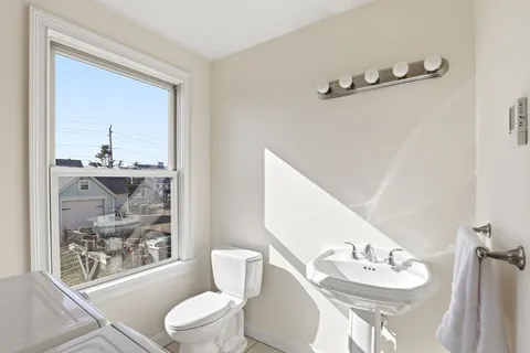 $2,680,000 | 337 Beach Avenue, Hull, MA 02045