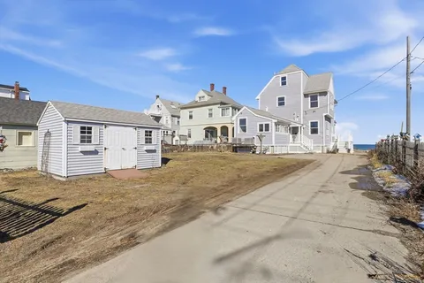 $2,680,000 | 337 Beach Avenue, Hull, MA 02045