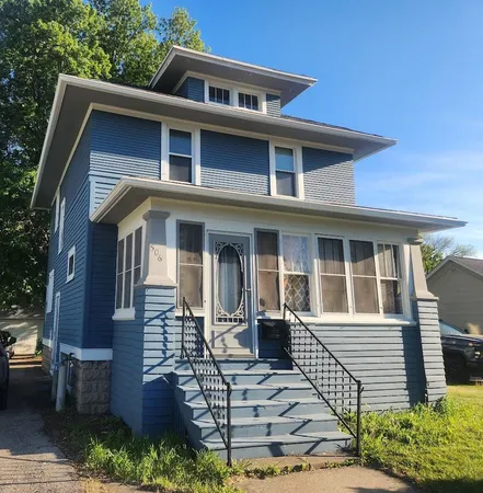 $188,900 | 506 West Scott Street, Fond du Lac, WI 54937