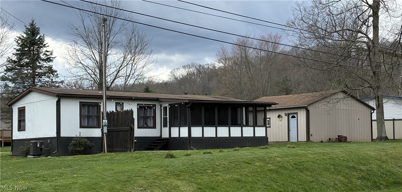 2276 Lodge Road Southwest Sherrodsville, OH 44675 - Photo 21 of 28