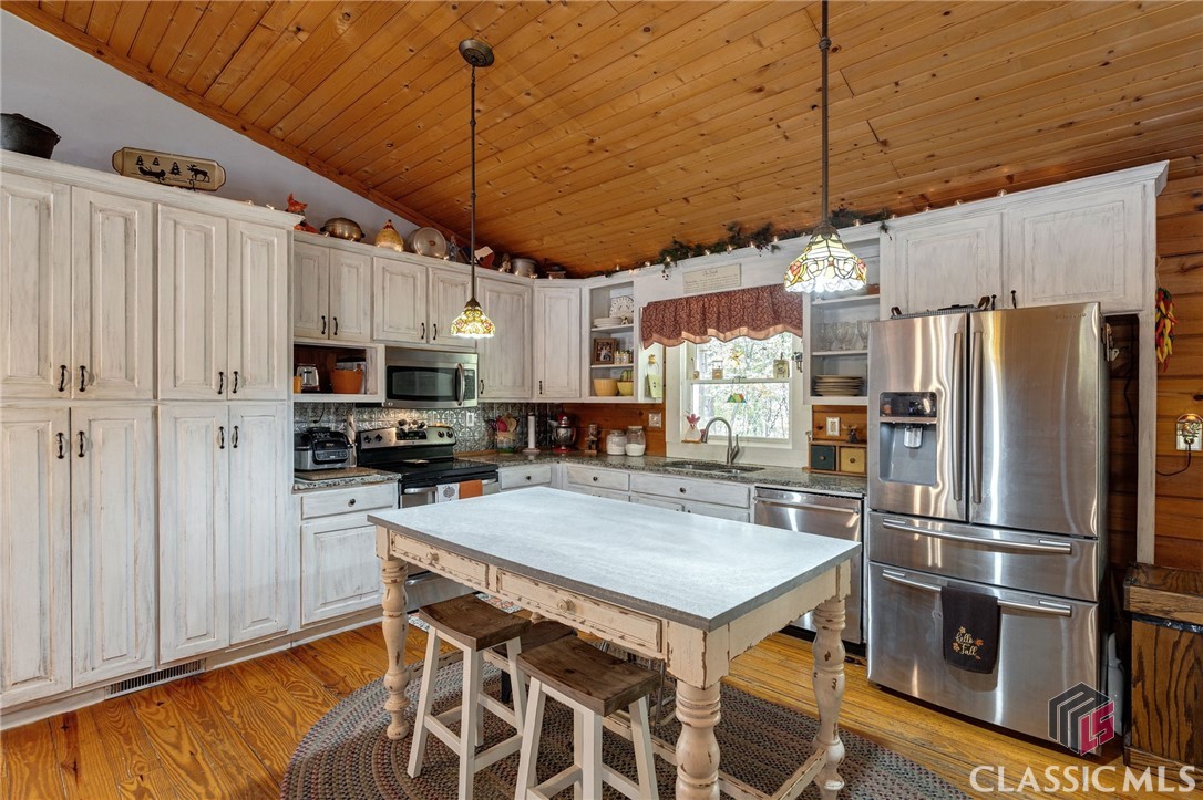 771 Elliot Smith Road Jefferson, GA 30549 - Photo 3 of 54