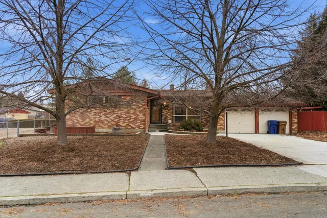 $430,000 | 1918 West Kiernan Avenue, Spokane, WA 99205
