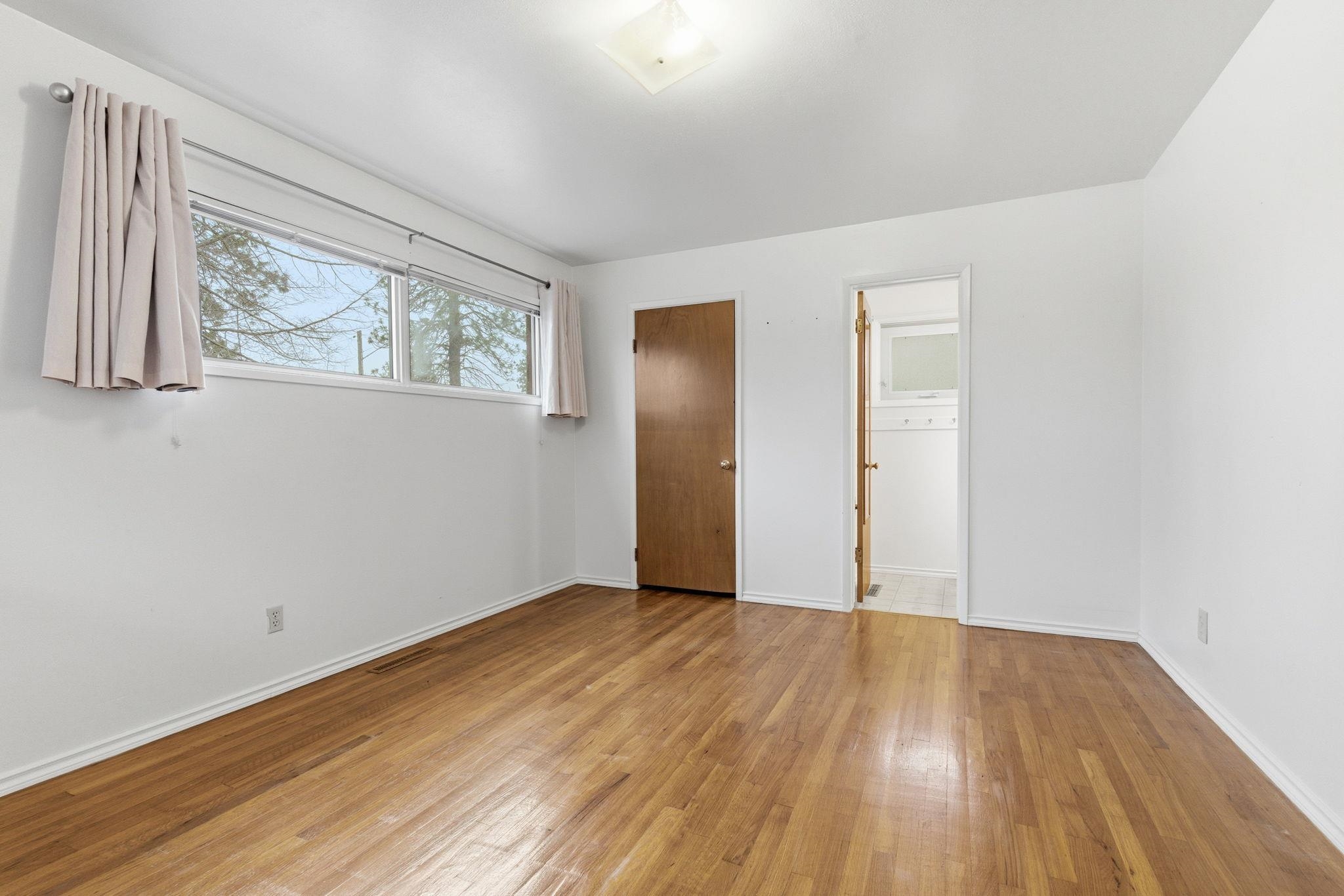 1918 West Kiernan Avenue Spokane, WA 99205 - Photo 14 of 39