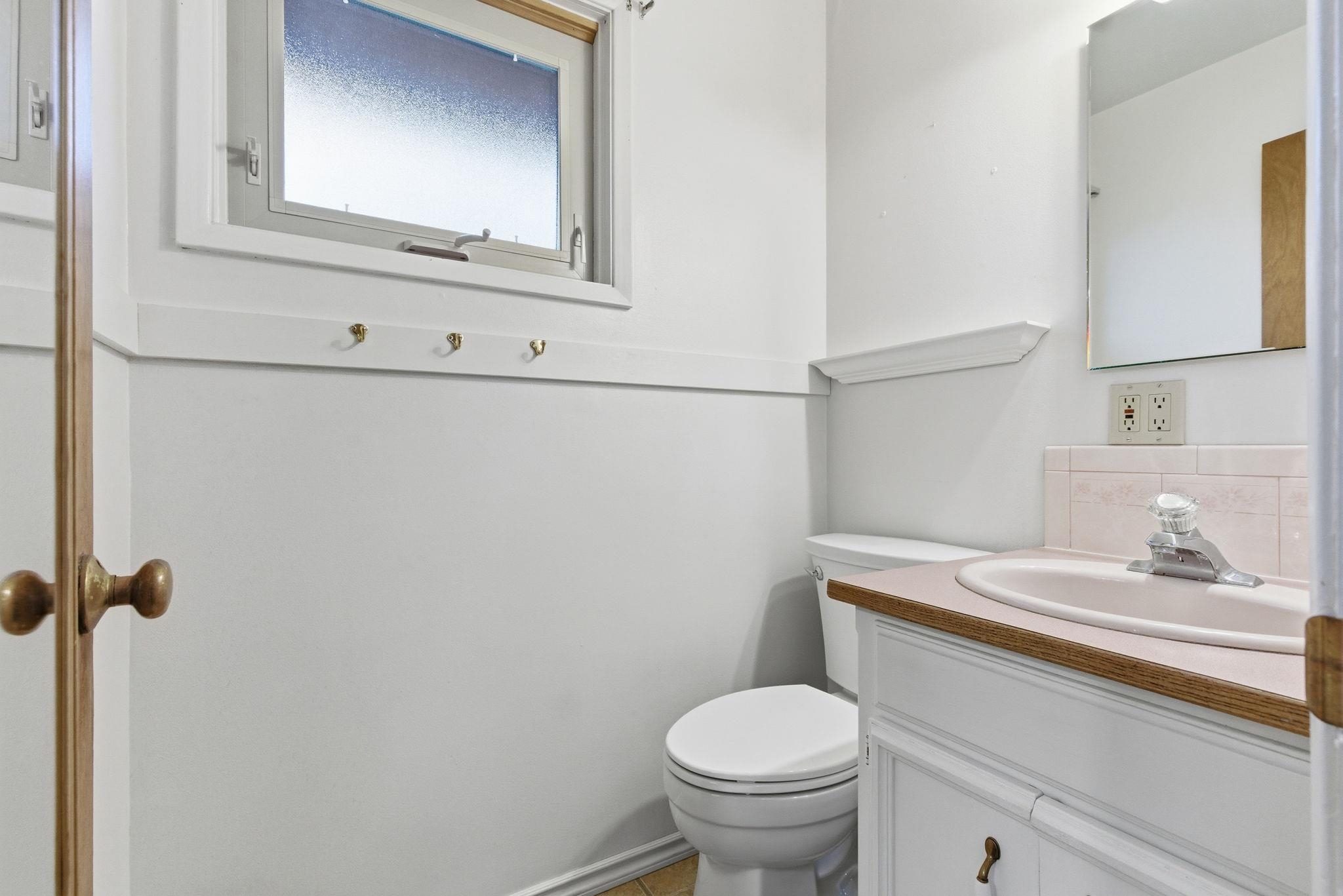 1918 West Kiernan Avenue Spokane, WA 99205 - Photo 16 of 39