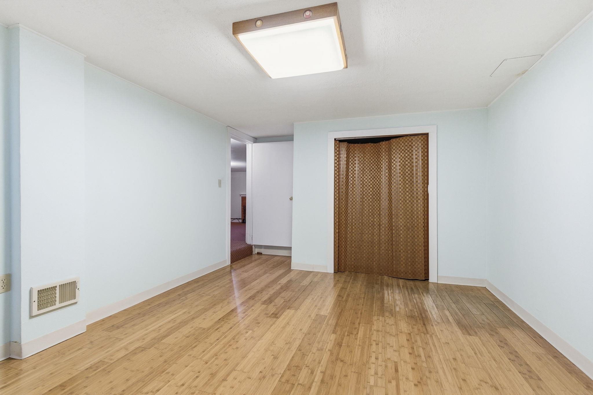 1918 West Kiernan Avenue Spokane, WA 99205 - Photo 29 of 39