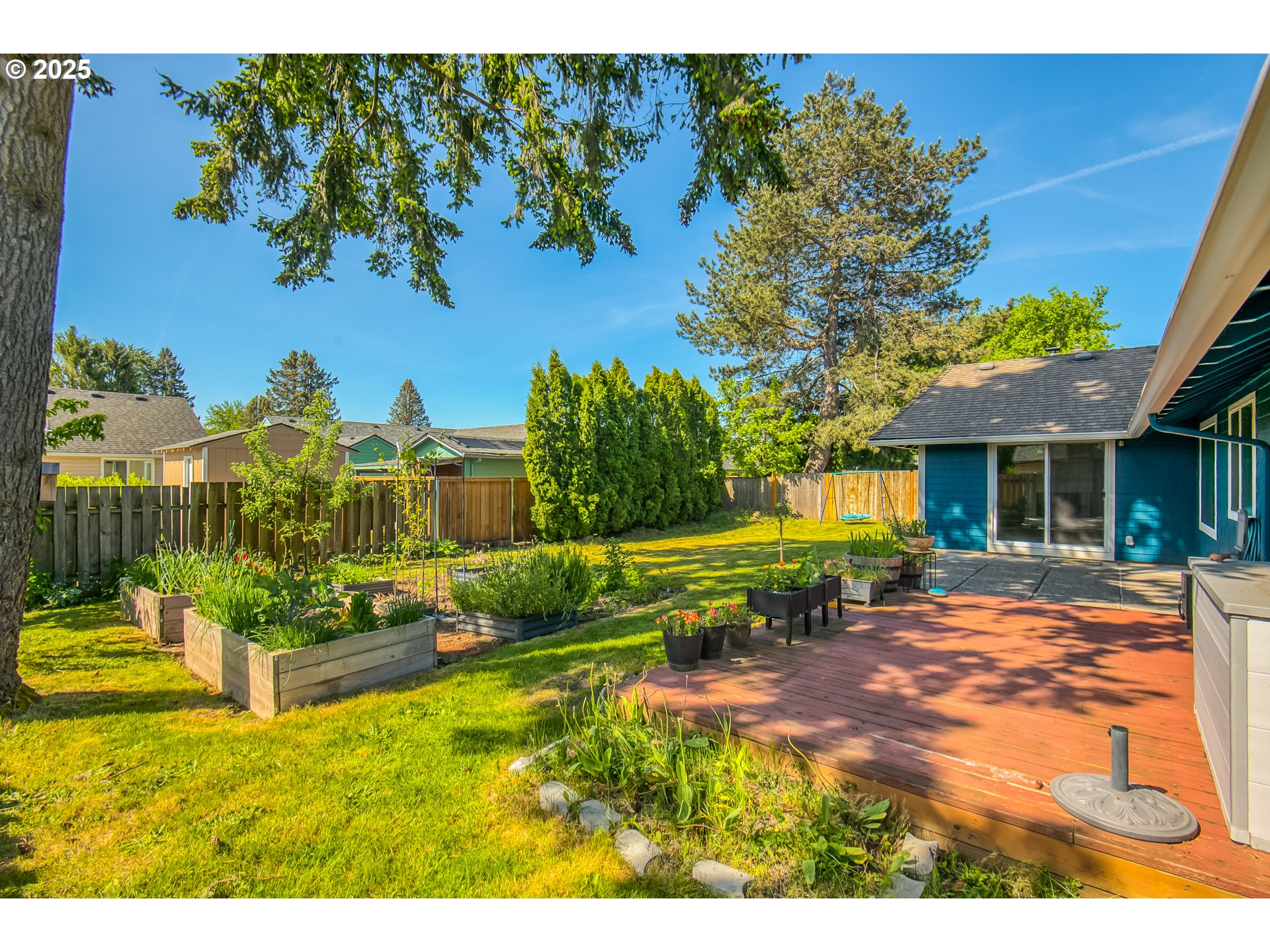 610 Northeast 22nd Street Gresham, OR 97030 - Photo 23 of 25 Deck
