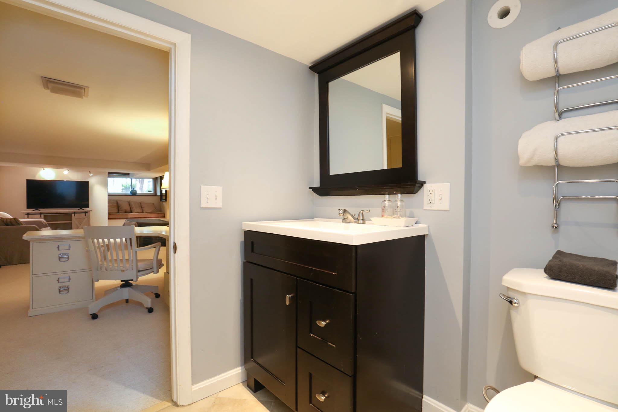 39 Seaton Place Northwest Washington, DC 20001 - Photo 26 of 31