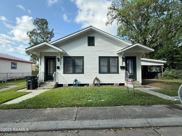$650 | 109 Doris Street, New Iberia, LA 70560