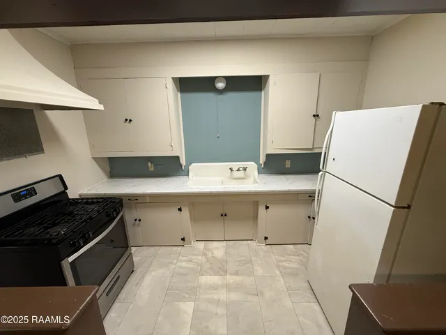 $650 | 109 Doris Street, New Iberia, LA 70560