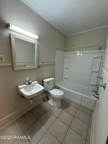 $650 | 109 Doris Street, New Iberia, LA 70560