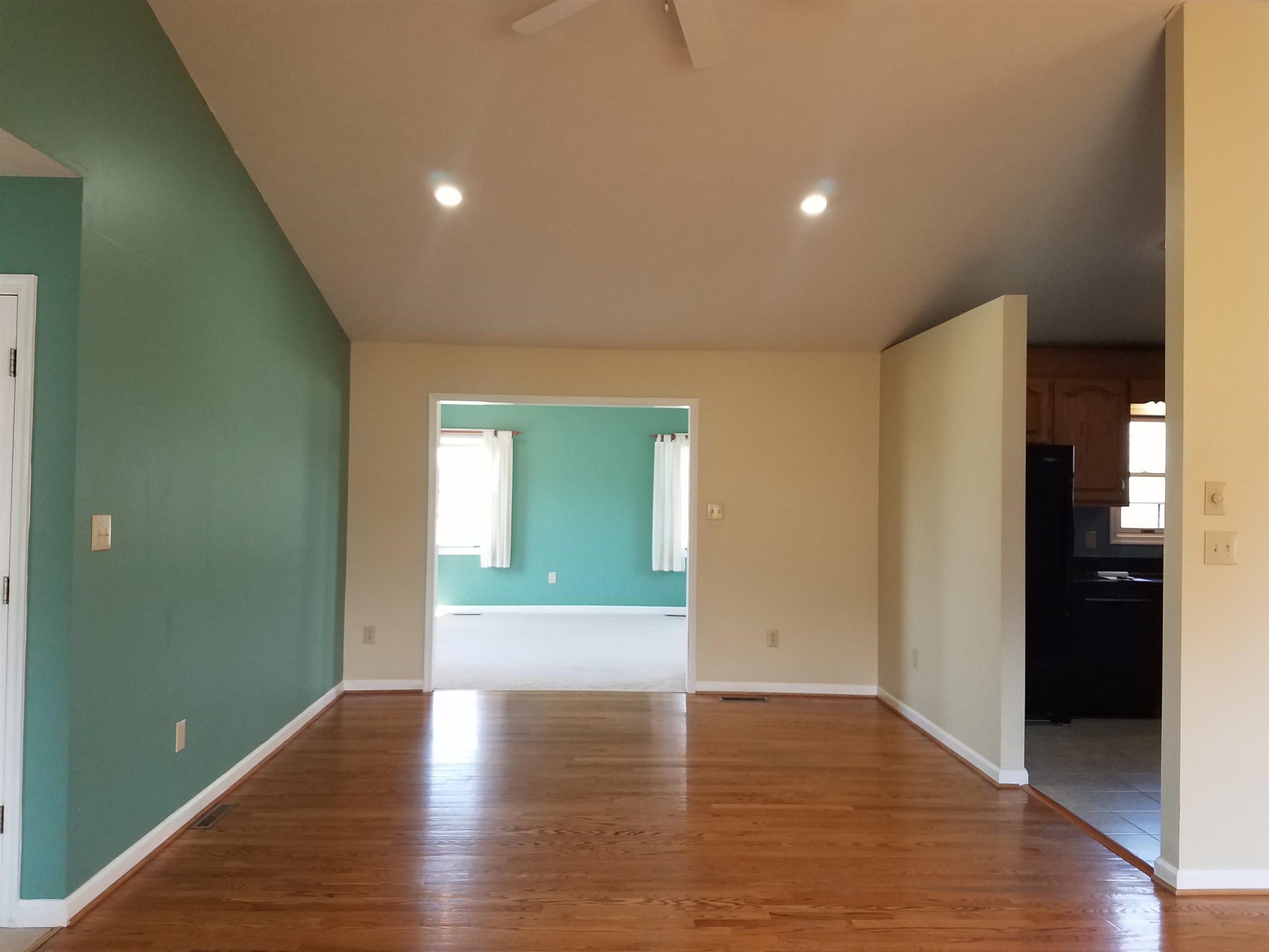 790 Battlefield Road Fort Defiance, VA 24437 - Photo 13 of 35 Dining room