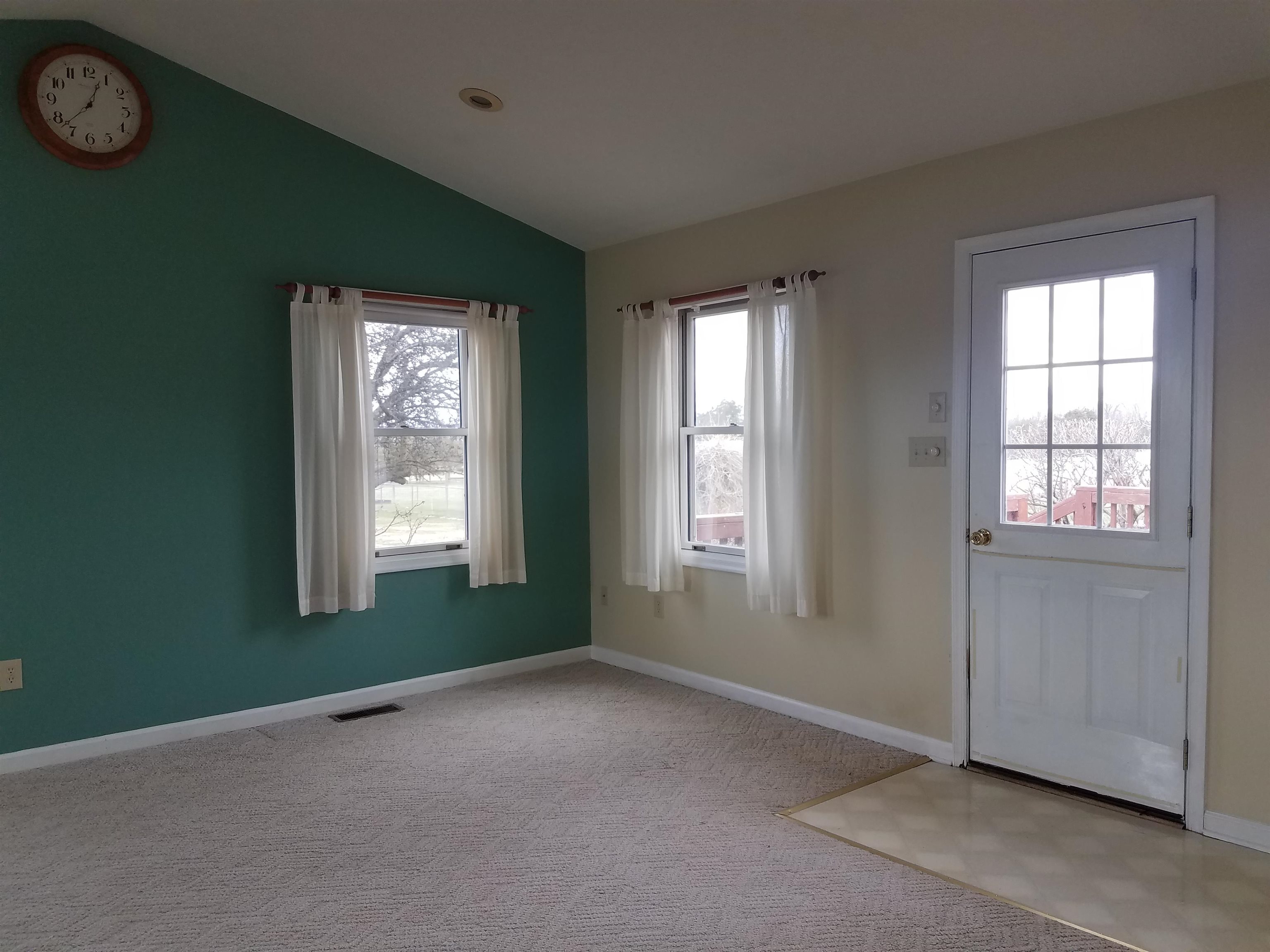 790 Battlefield Road Fort Defiance, VA 24437 - Photo 19 of 35 Family Room