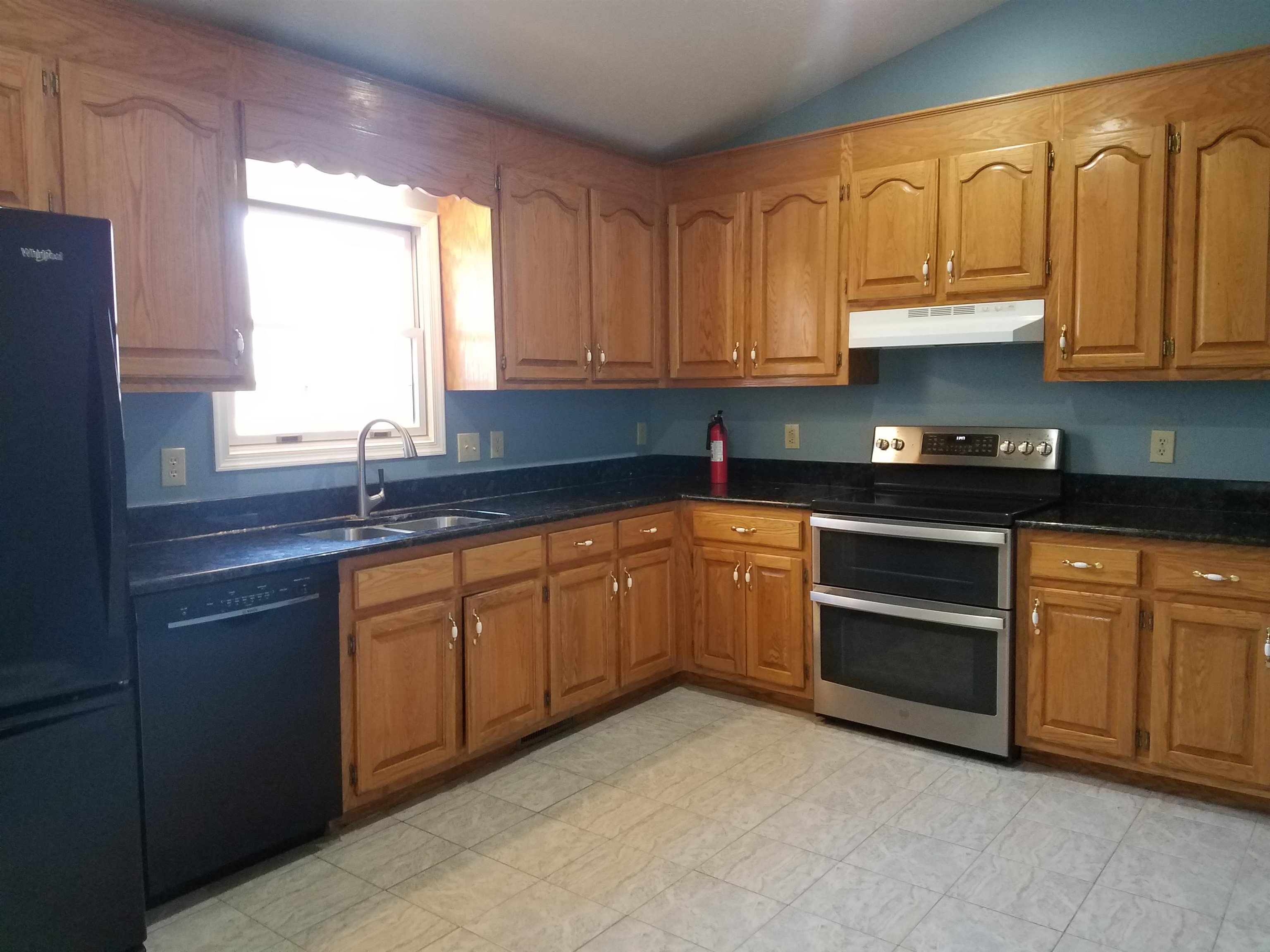 790 Battlefield Road Fort Defiance, VA 24437 - Photo 20 of 35 Kitchen