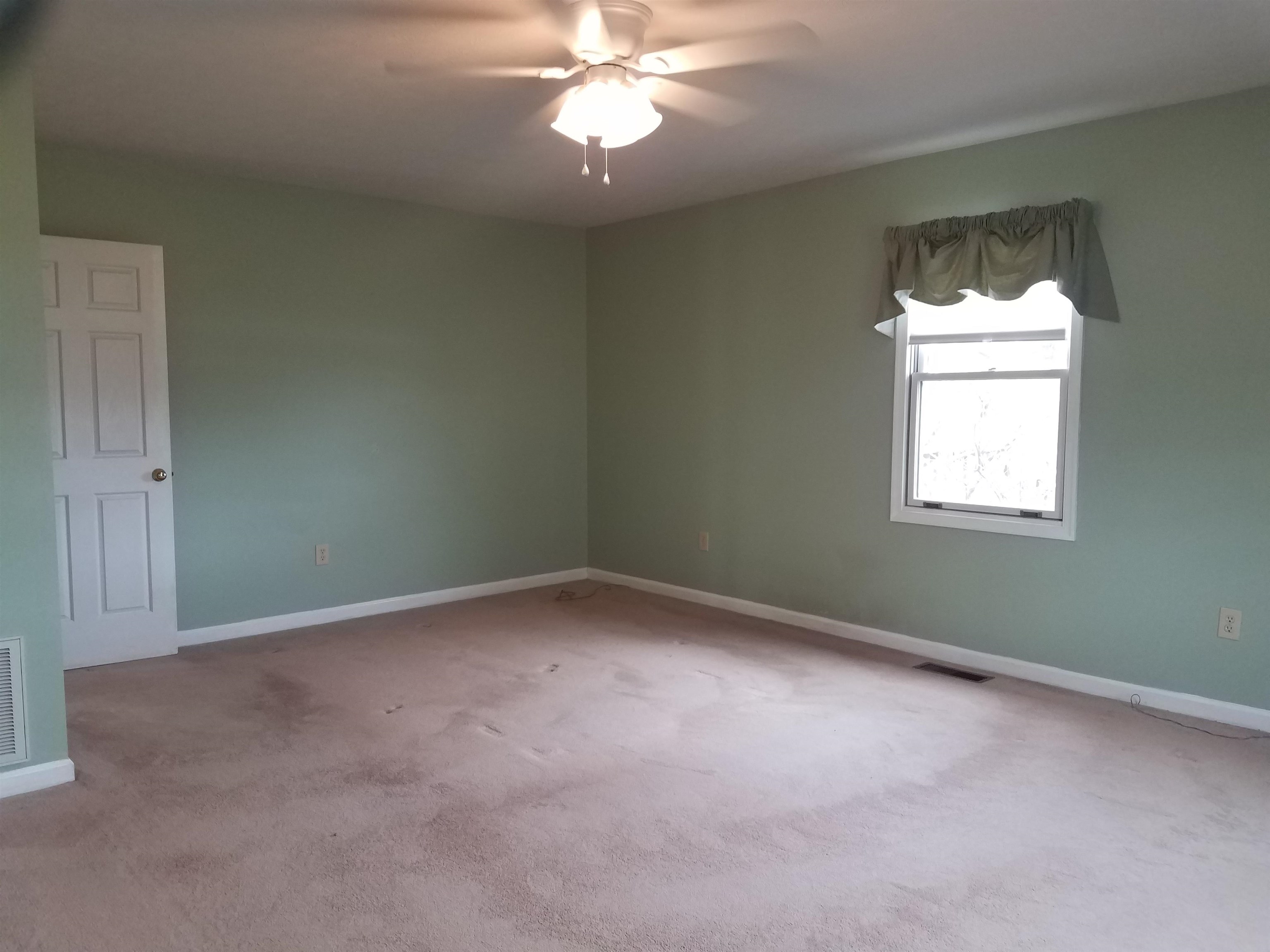 790 Battlefield Road Fort Defiance, VA 24437 - Photo 28 of 35 Primary Bedroom