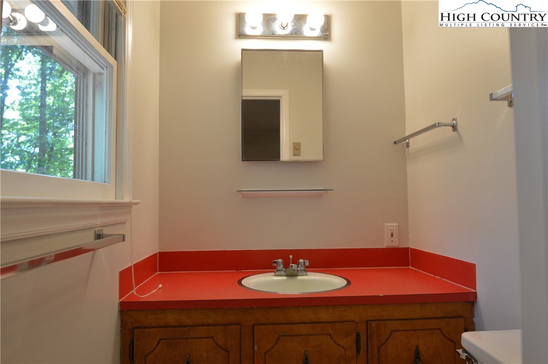 2908 Pleasant Home Road Sparta, NC 28675 - Photo 17 of 39