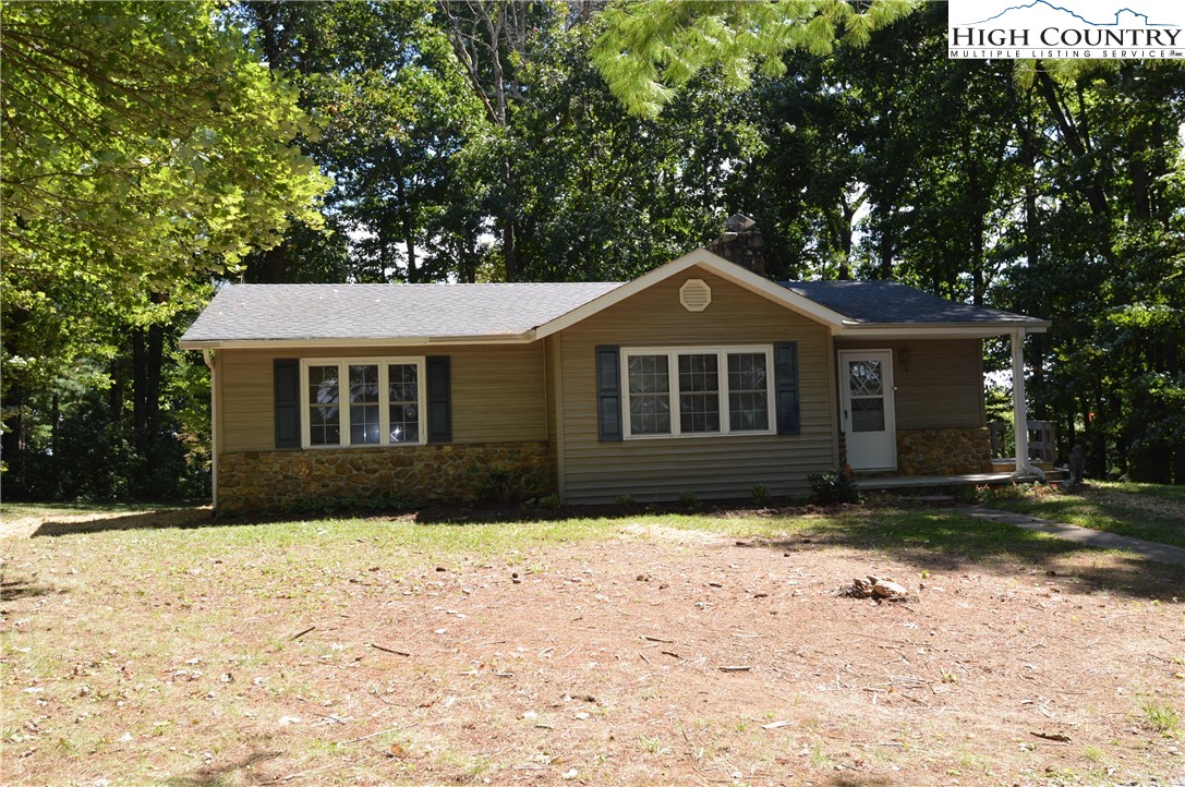 2908 Pleasant Home Road Sparta, NC 28675 - Photo 2 of 39