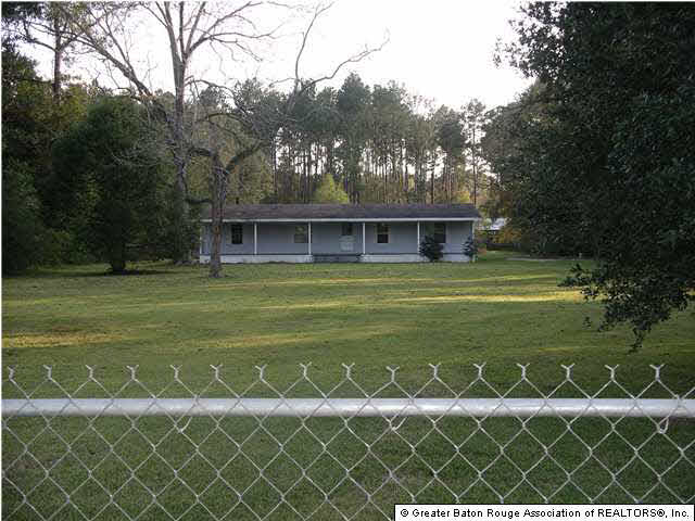 7850 Pine Bluff Road Denham Springs, LA 70726 - Photo 2 of 4 Gallery Image 2