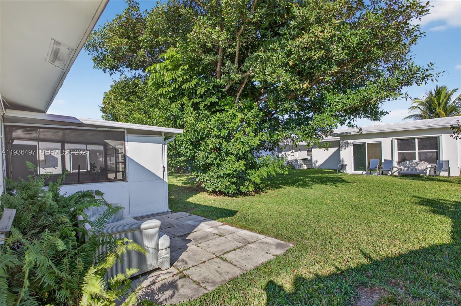 6711 Northwest 72nd Street Tamarac, FL 33321 - Photo 4 of 24