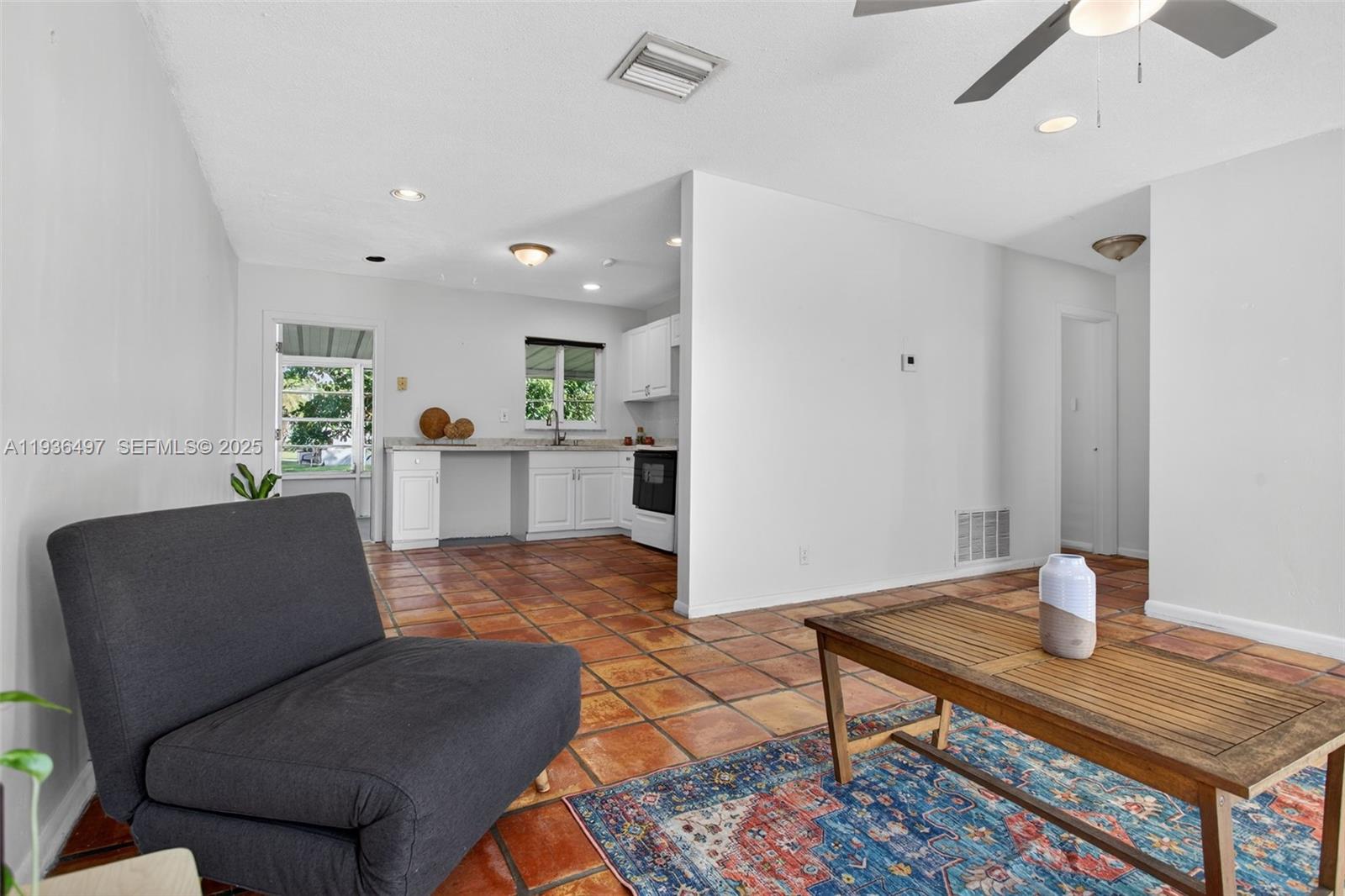 6711 Northwest 72nd Street Tamarac, FL 33321 - Photo 10 of 24