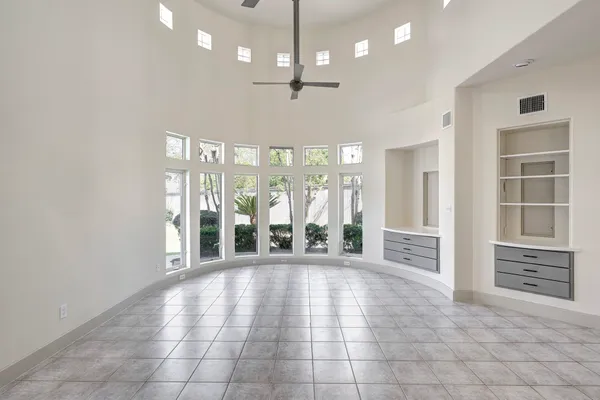 $6,850 | 5304 Braeburn Drive, Bellaire, TX 77401