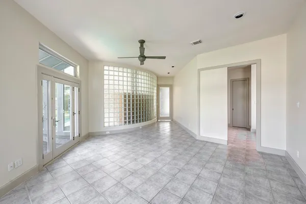 $6,850 | 5304 Braeburn Drive, Bellaire, TX 77401