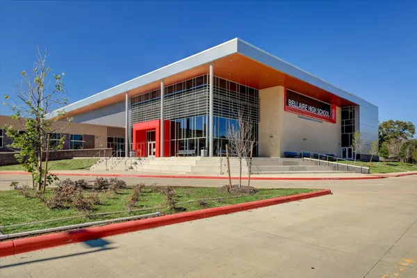 $6,850 | 5304 Braeburn Drive, Bellaire, TX 77401