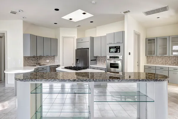 $6,850 | 5304 Braeburn Drive, Bellaire, TX 77401