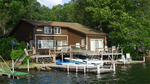 176 Lake Road Sturbridge, MA 01518 - Photo 3 of 28