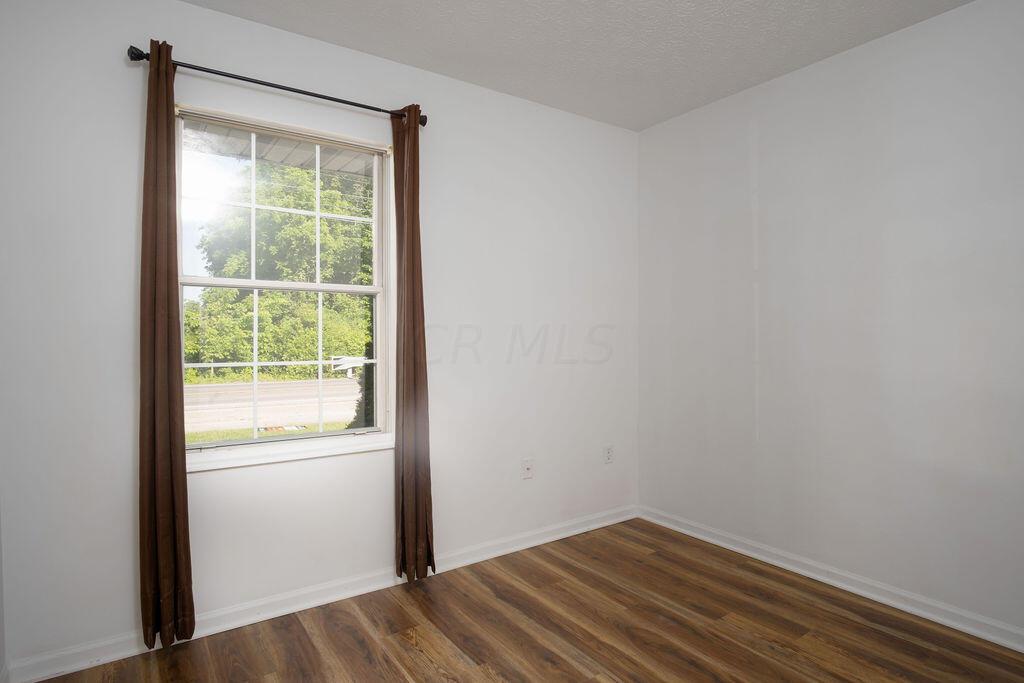 733 Liberty Road Delaware, OH 43015 - Photo 16 of 21 DSCF4688_edited