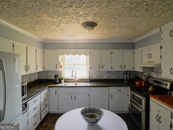 $449,900 | 135 Knights Court, Fayetteville, GA 30215