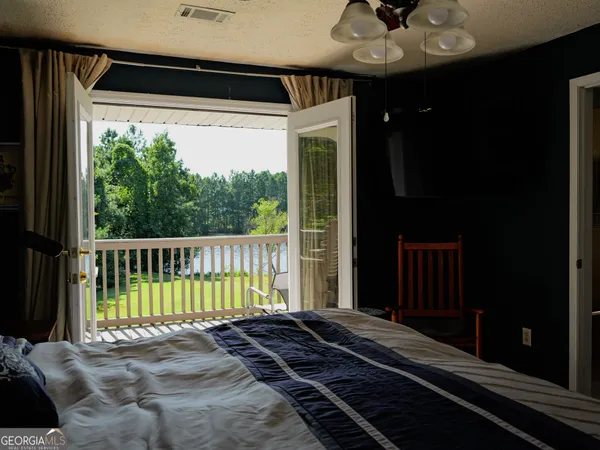 $449,900 | 135 Knights Court, Fayetteville, GA 30215