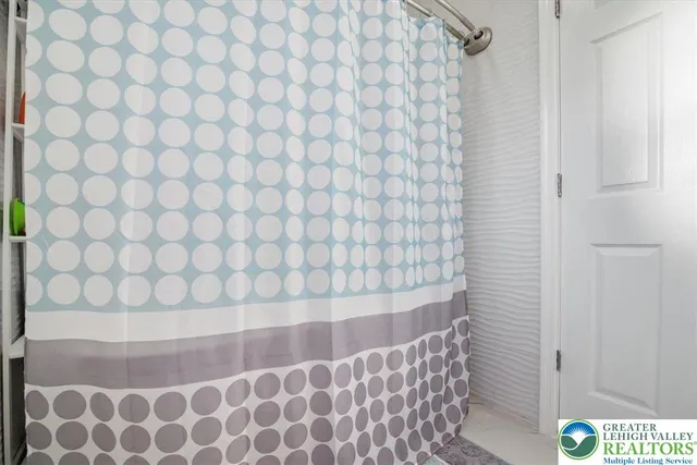 $1,150,000 | 7814 Lake Shore Drive, Pocono Lake, PA 18347