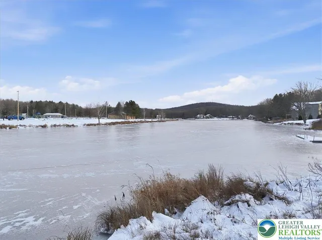 $1,150,000 | 7814 Lake Shore Drive, Pocono Lake, PA 18347