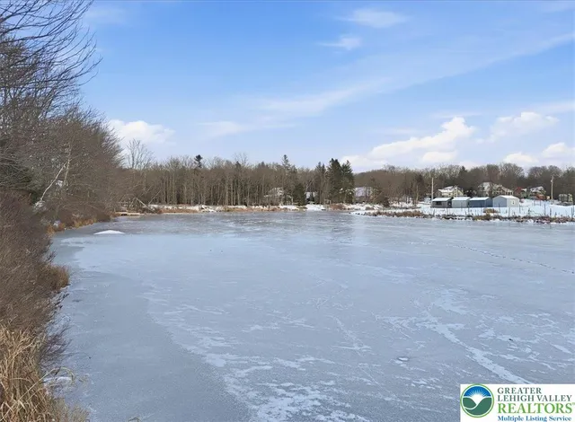 $1,150,000 | 7814 Lake Shore Drive, Pocono Lake, PA 18347