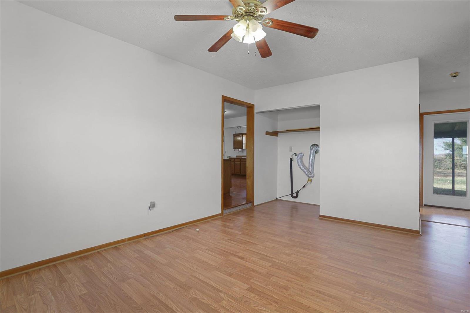 6251 Manix Road Edwardsville, IL 62025 - Photo 15 of 36