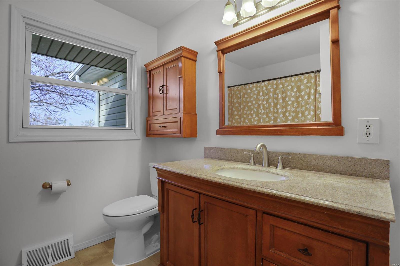 6251 Manix Road Edwardsville, IL 62025 - Photo 22 of 36